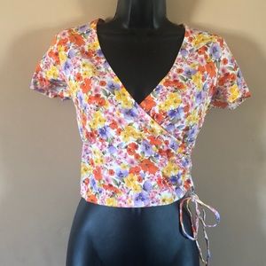 Crossed floral cropped top